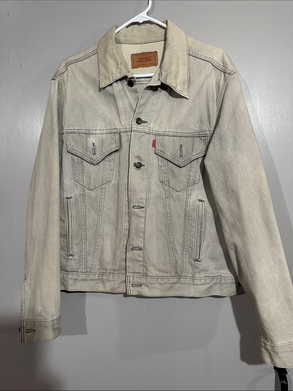 Levi's Light Beige Denim Truckers Jacket